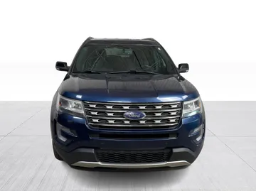 2017 Ford Explorer - image 8
