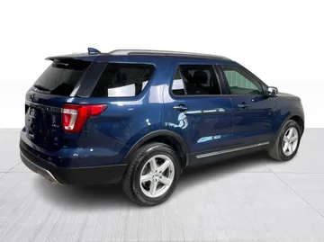 2017 Ford Explorer - image 14