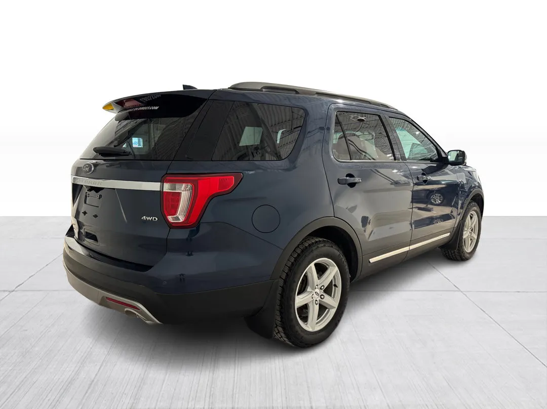 2017 Ford Explorer — photo 7