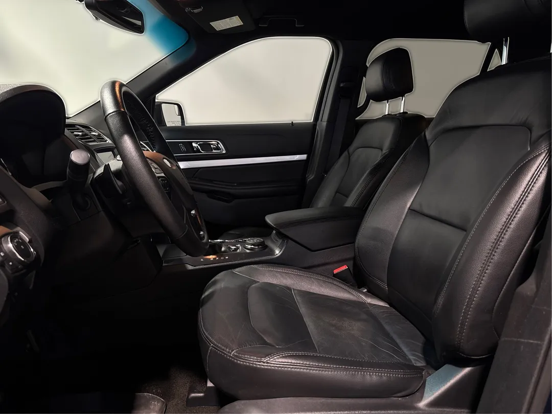 2017 Ford Explorer XLT AWD, photo 9