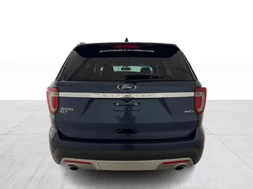 2017 Ford Explorer - image 7