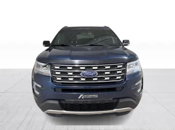 2017 Ford Explorer - image 2