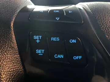 2019 Ford Explorer - image 28