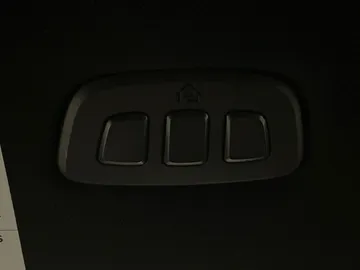 2022 Ford Explorer - image 20