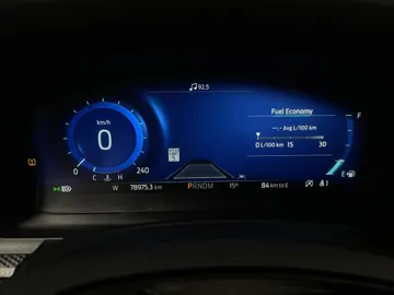 2022 Ford Explorer - image 19