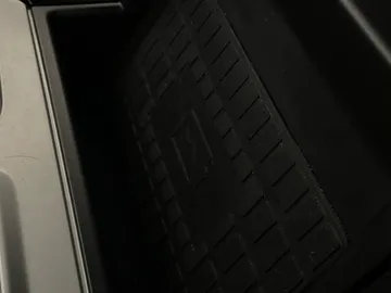 2022 Ford Explorer - image 32