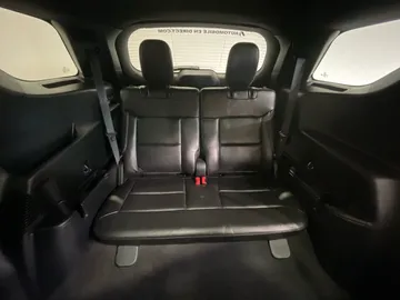 2022 Ford Explorer - image 32