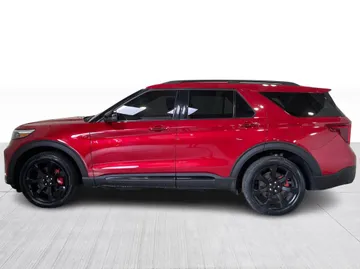 2022 Ford Explorer - image 11