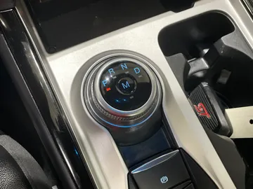2022 Ford Explorer - image 29