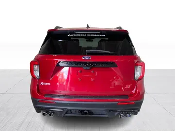 2022 Ford Explorer - image 13