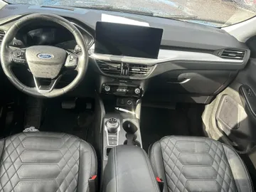 2024 Ford Escape - image 7