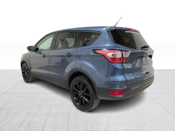 2018 Ford Escape - image 10