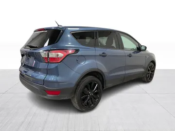 2018 Ford Escape - image 13
