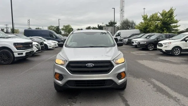 2018 Ford Escape S, photo 2