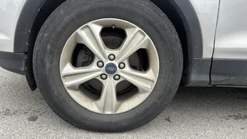 2018 Ford Escape - image 7