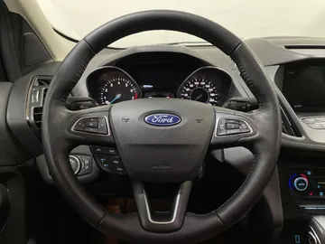 2018 Ford Escape - image 22
