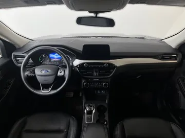 2021 Ford Escape Hybrid - image 4