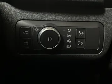 2021 Ford Escape Hybrid - image 28
