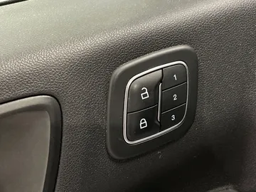 2022 Ford Escape Hybrid - image 20