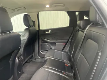 2021 Ford Escape Hybrid - image 14
