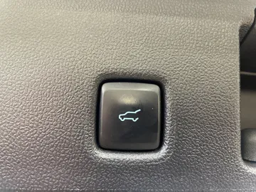 2021 Ford Escape Hybrid - image 20