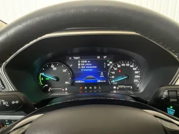 2021 Ford Escape Hybrid - image 15