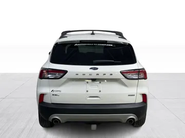 2021 Ford Escape Hybrid - image 11