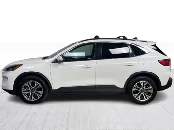 2021 Ford Escape Hybrid - image 9