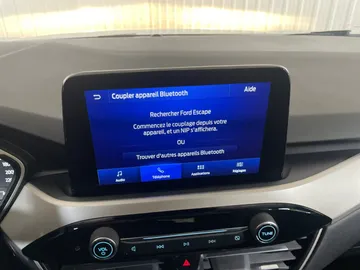 2021 Ford Escape Hybrid - image 25