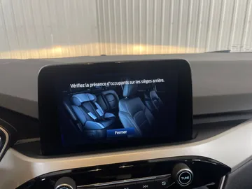 2021 Ford Escape Hybrid - image 26