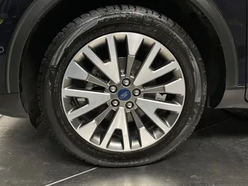 2021 Ford Escape Hybrid - image 6
