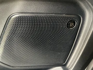 2020 Ford Escape Hybrid - image 26