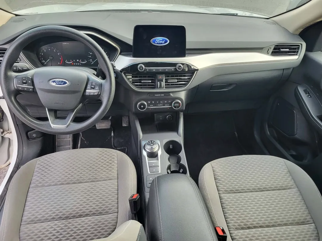 2020 Ford Escape — photo 8