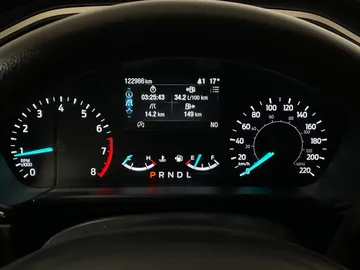 2020 Ford Escape - image 18