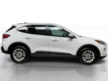 2020 Ford Escape - image 2