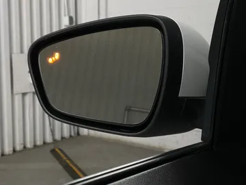 2020 Ford Escape - image 19