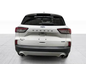 2020 Ford Escape - image 12