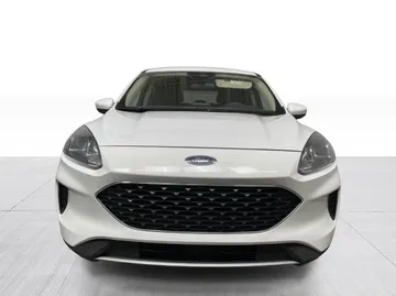 2020 Ford Escape - image 8