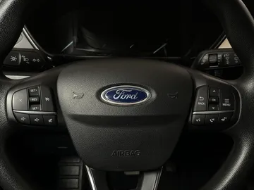 2020 Ford Escape - image 17