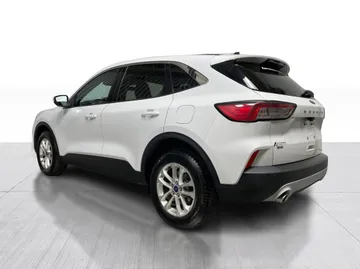 2020 Ford Escape - image 11
