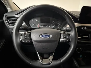 2022 Ford Escape - image 17