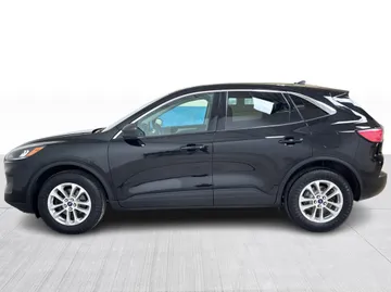 2022 Ford Escape - image 10