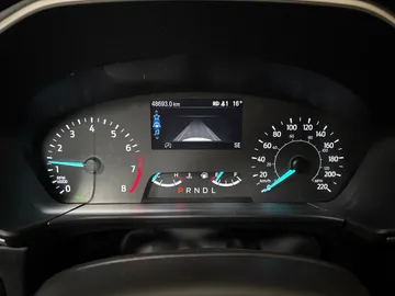 2022 Ford Escape - image 16