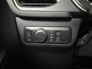 2022 Ford Escape - image 29