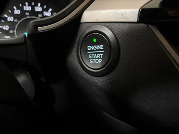 2022 Ford Escape - image 23
