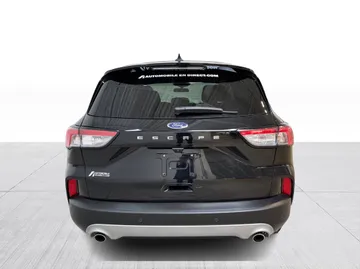 2022 Ford Escape - image 12