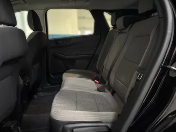 2022 Ford Escape - image 15