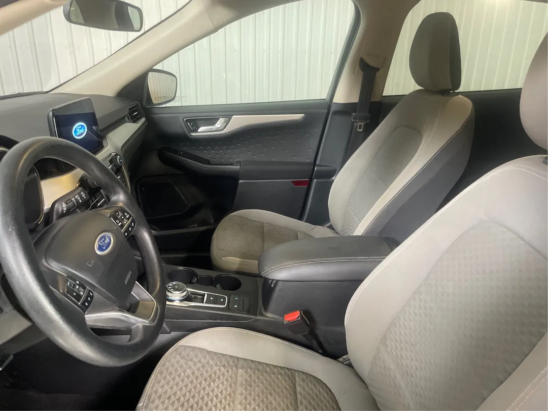 2020 Ford Escape — photo 3