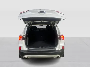 2020 Ford Escape - image 12