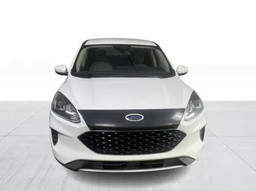 2020 Ford Escape - image 7